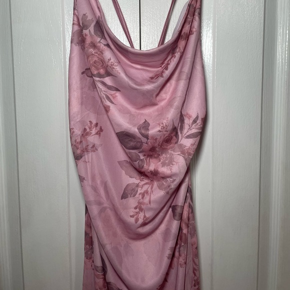 Romwe pink floral midi length dress - Picture 4 of 4